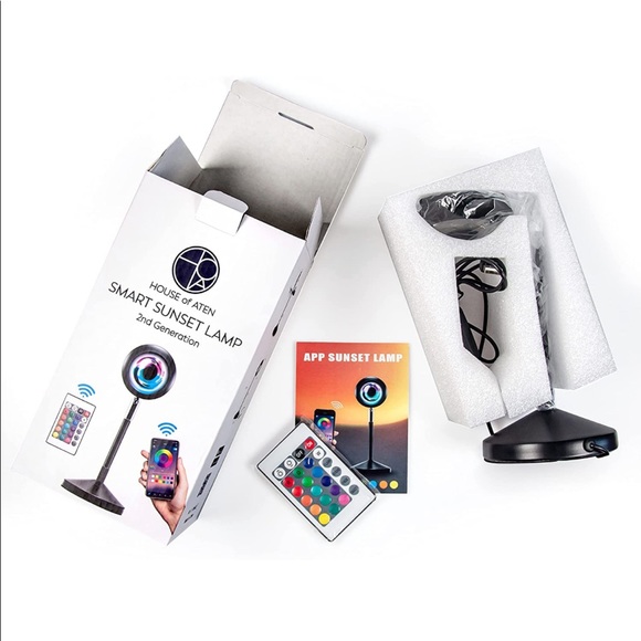 Brand New Sunset Lamp Projection Light Remote Smart App 16 Colors Romantic Home - Picture 10 of 12